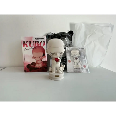KUBO Breathing In Series Figures Opened - Surprey